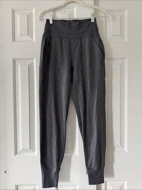 Athleta Dark Heather Gray Venice Jogger - XXS